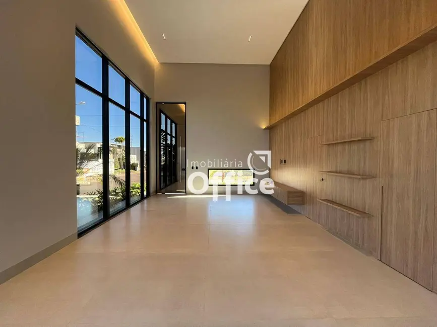 Foto 6 de Casa de Condomínio com 3 quartos à venda, 378m2 em Condomínio Terras Alpha Anápolis, Anapolis - GO
