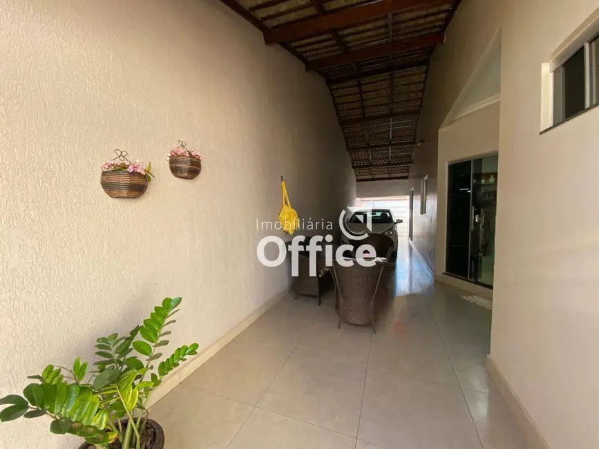 Foto 4 de Casa com 3 quartos à venda, 250m2 em Jardim Arco Verde, Anapolis - GO