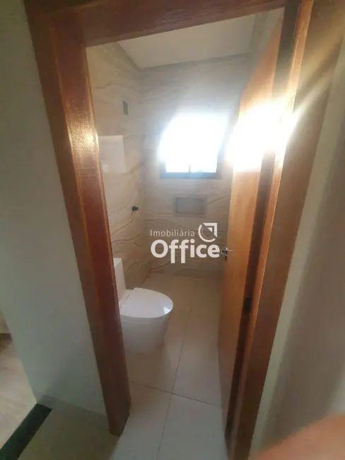 Casa com 3 quartos à venda, 300m2 em Anapolis - GO - imagem 4 Foto 4 de Casa com 3 quartos à venda, 300m2 em Anapolis - GO