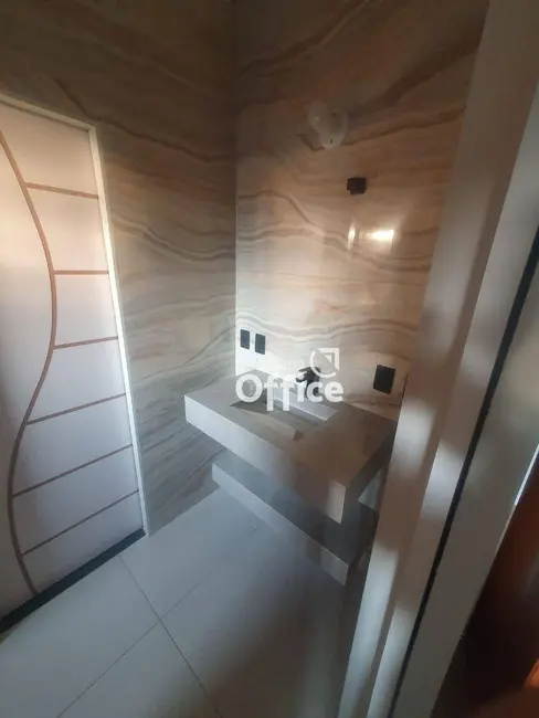Casa com 3 quartos à venda, 300m2 em Anapolis - GO - imagem 9 Foto 9 de Casa com 3 quartos à venda, 300m2 em Anapolis - GO