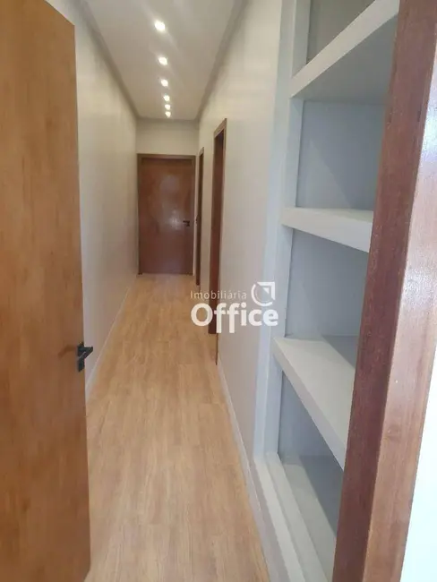 Casa com 3 quartos à venda, 300m2 em Anapolis - GO - imagem 6 Foto 6 de Casa com 3 quartos à venda, 300m2 em Anapolis - GO