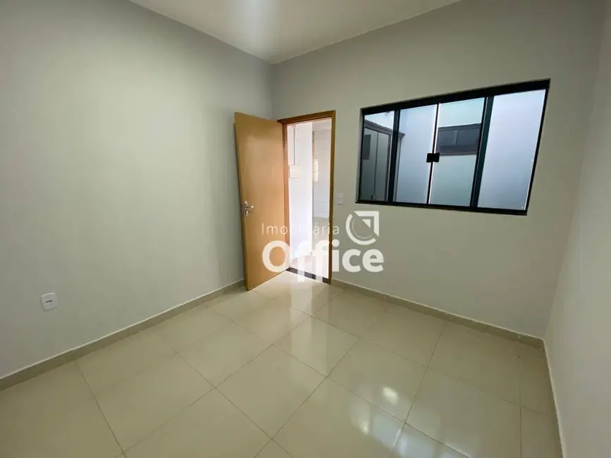 Foto 8 de Casa com 3 quartos à venda, 300m2 em Setor Residencial Jandaia, Anapolis - GO