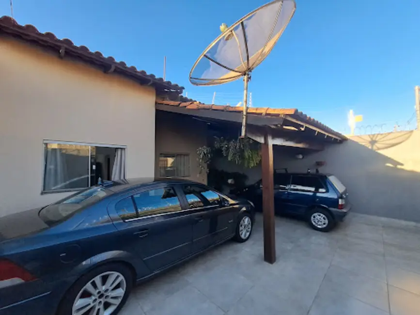 Foto 3 de Casa com 3 quartos à venda, 200m2 em Residencial Vale do Sol, Anapolis - GO