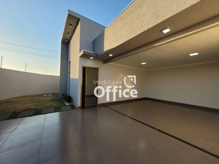 Foto 1 de Casa com 3 quartos à venda, 245m2 em Anapolis - GO