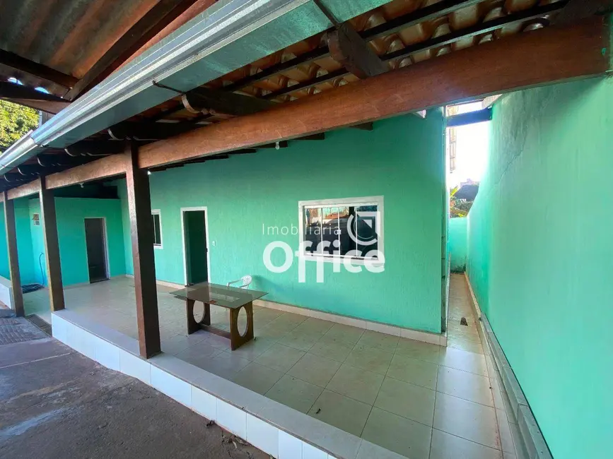 Casa com 4 quartos à venda, 360m2 em São Carlos, Anapolis - GO - imagem 9 Foto 9 de Casa com 4 quartos à venda, 360m2 em São Carlos, Anapolis - GO