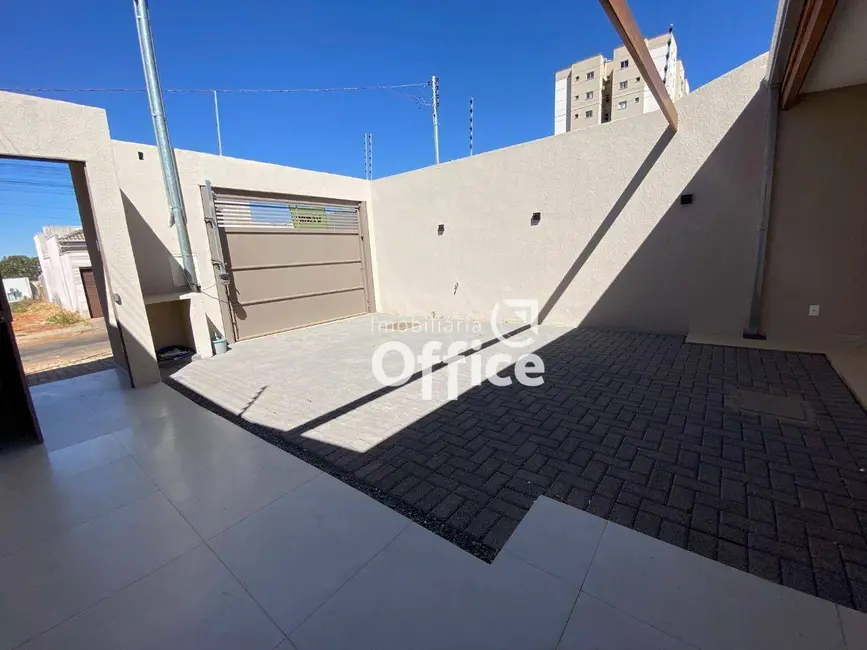 Foto 2 de Casa com 3 quartos à venda, 175m2 em São Carlos, Anapolis - GO