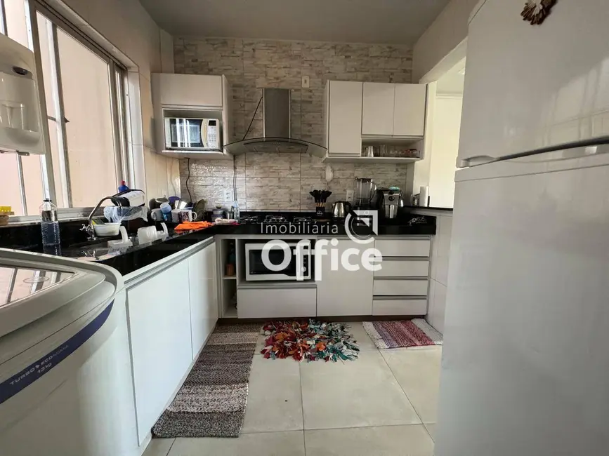 Foto 7 de Apartamento com 3 quartos à venda, 72m2 em Parque Calixtópolis, Anapolis - GO