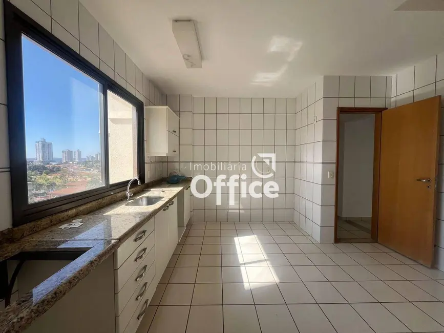 Foto 1 de Apartamento com 4 quartos à venda, 150m2 em Jundiaí, Anapolis - GO