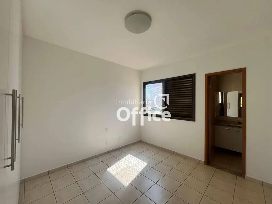 Foto 6 de Apartamento com 4 quartos à venda, 150m2 em Jundiaí, Anapolis - GO
