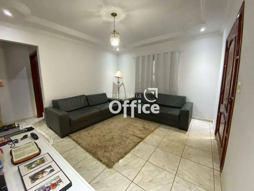 Casa com 2 quartos à venda, 200m2 em Loteamento Novo Jundiaí, Anapolis - GO - imagem 6 Foto 6 de Casa com 2 quartos à venda, 200m2 em Loteamento Novo Jundiaí, Anapolis - GO