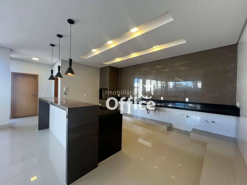 Sobrado com 3 quartos à venda, 490m2 em Residencial Anaville, Anapolis - GO - imagem 4 Foto 4 de Sobrado com 3 quartos à venda, 490m2 em Residencial Anaville, Anapolis - GO