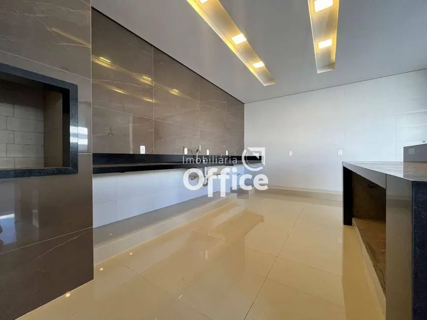 Sobrado com 3 quartos à venda, 490m2 em Residencial Anaville, Anapolis - GO - imagem 8 Foto 8 de Sobrado com 3 quartos à venda, 490m2 em Residencial Anaville, Anapolis - GO