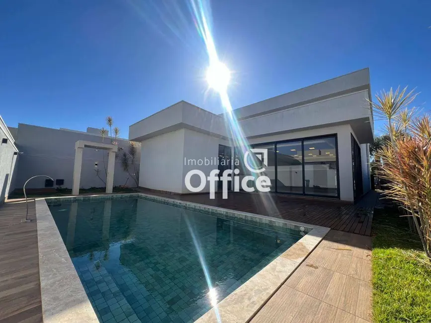 Sobrado com 3 quartos à venda, 490m2 em Residencial Anaville, Anapolis - GO - imagem 3 Foto 3 de Sobrado com 3 quartos à venda, 490m2 em Residencial Anaville, Anapolis - GO