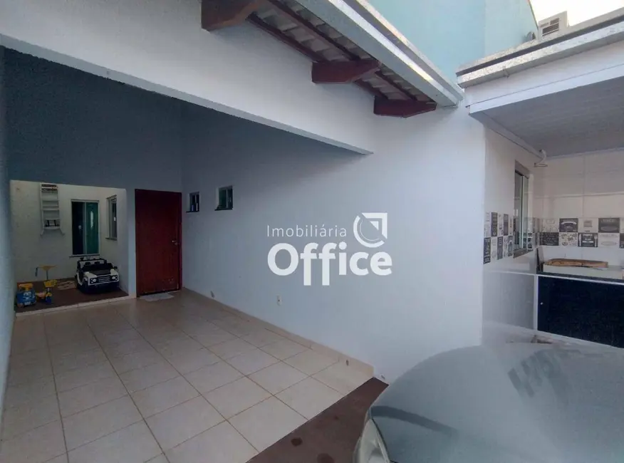 Foto 1 de Casa com 3 quartos à venda, 150m2 em Jibran El Hadj, Anapolis - GO