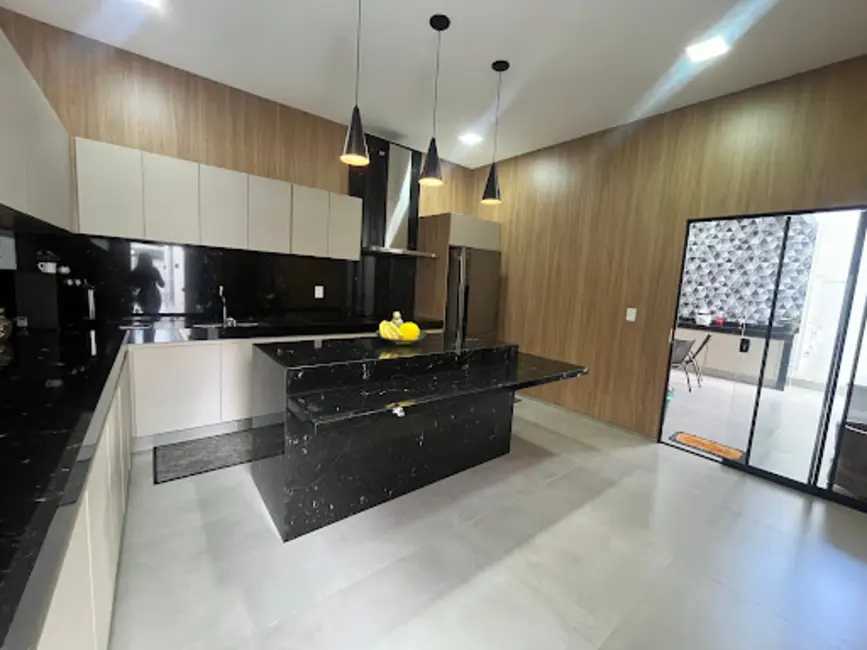 Foto 7 de Casa de Condomínio com 2 quartos à venda, 200m2 em Residencial Araguaia, Anapolis - GO