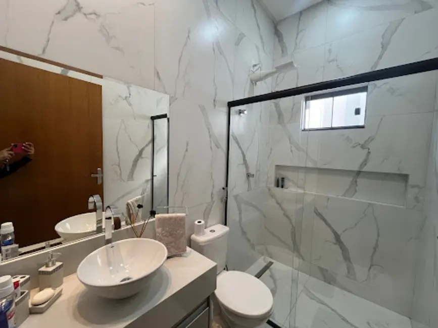 Foto 9 de Casa de Condomínio com 2 quartos à venda, 200m2 em Residencial Araguaia, Anapolis - GO