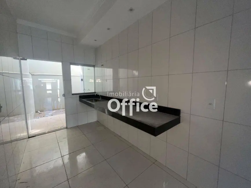 Foto 4 de Casa com 3 quartos à venda, 100m2 em Residencial Flor do Cerrado, Anapolis - GO