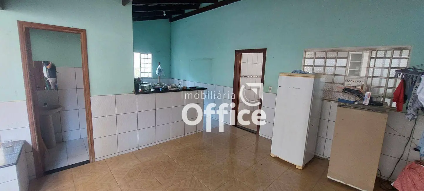 Foto 5 de Casa com 3 quartos à venda, 360m2 em Vila Santana, Anapolis - GO