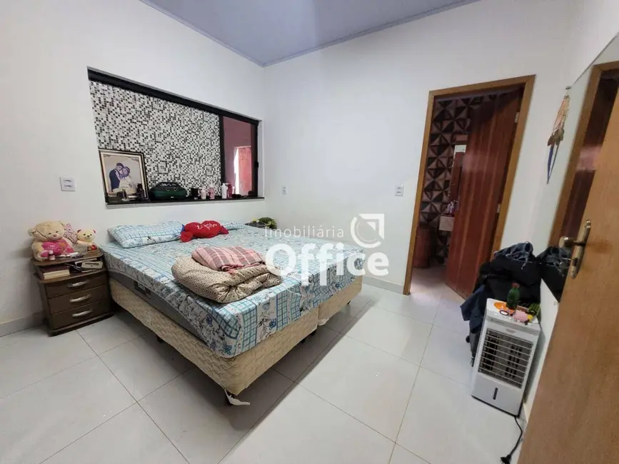 Foto 7 de Casa com 3 quartos à venda, 320m2 em Jardim das Américas 1ª Etapa, Anapolis - GO