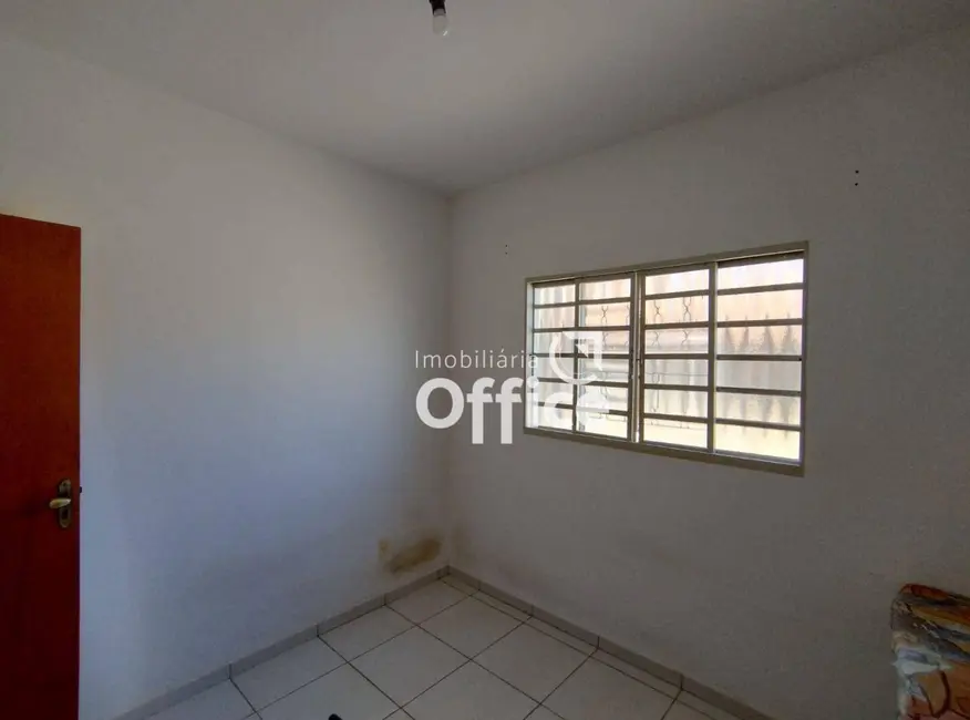 Foto 7 de Casa com 3 quartos à venda, 300m2 em Anapolis - GO