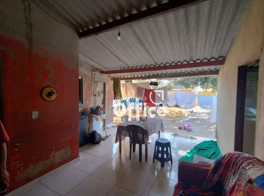 Casa com 3 quartos à venda, 300m2 em Víviam Parque, Anapolis - GO - imagem 3 Foto 3 de Casa com 3 quartos à venda, 300m2 em Víviam Parque, Anapolis - GO