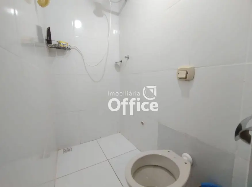 Casa com 3 quartos à venda, 300m2 em Víviam Parque, Anapolis - GO - imagem 9 Foto 9 de Casa com 3 quartos à venda, 300m2 em Víviam Parque, Anapolis - GO