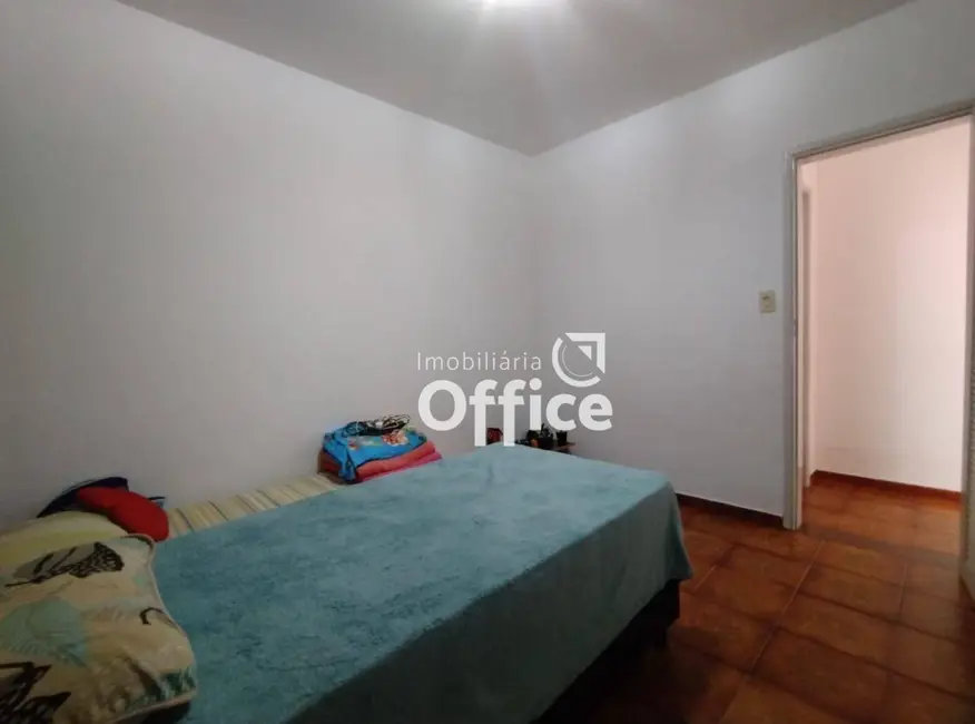 Foto 9 de Apartamento com 2 quartos à venda, 77m2 em Setor Central, Anapolis - GO