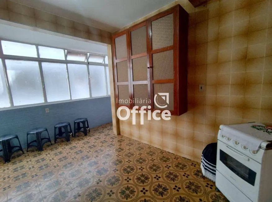 Foto 5 de Apartamento com 2 quartos à venda, 77m2 em Setor Central, Anapolis - GO