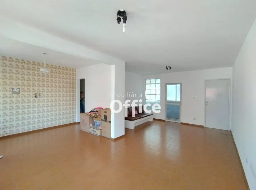 Foto 1 de Apartamento com 2 quartos à venda, 77m2 em Setor Central, Anapolis - GO