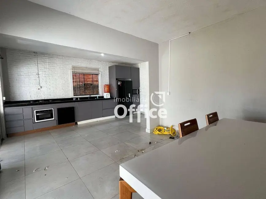 Foto 9 de Casa com 1 quarto à venda, 400m2 em Jardim Alexandrina, Anapolis - GO