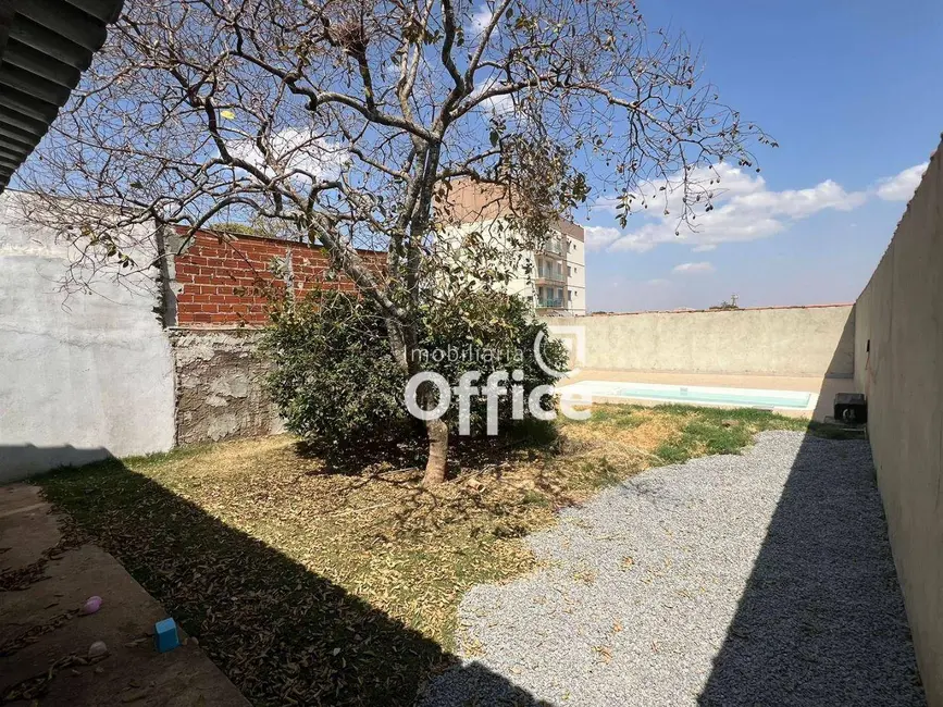 Foto 4 de Casa com 1 quarto à venda, 400m2 em Jardim Alexandrina, Anapolis - GO