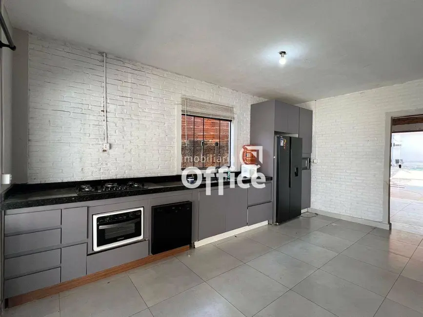 Foto 7 de Casa com 1 quarto à venda, 400m2 em Jardim Alexandrina, Anapolis - GO