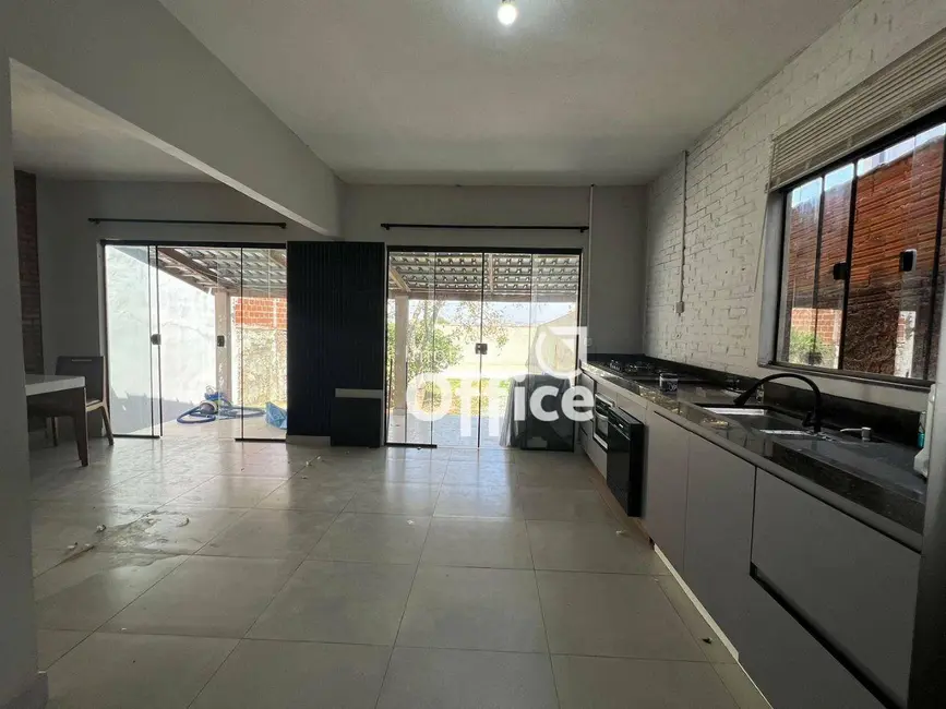 Foto 5 de Casa com 1 quarto à venda, 400m2 em Jardim Alexandrina, Anapolis - GO