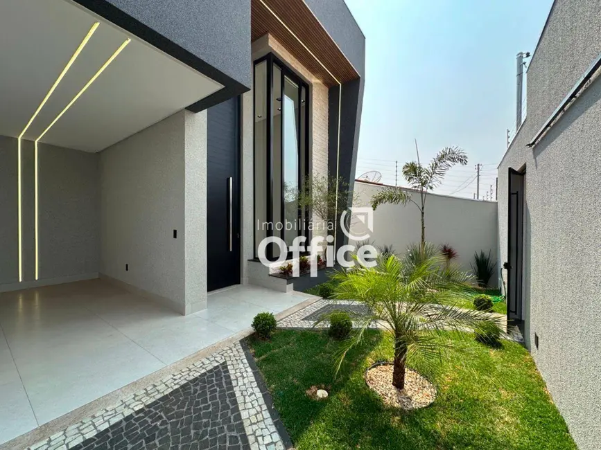 Foto 2 de Casa com 3 quartos à venda, 300m2 em Parque Brasília 2ª Etapa, Anapolis - GO