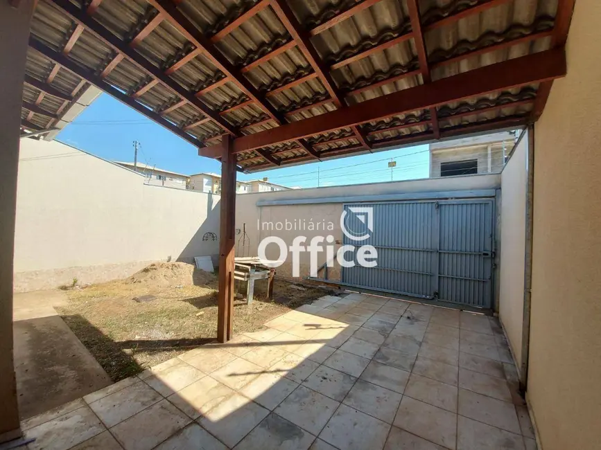Casa com 3 quartos à venda, 150m2 em Jibran El Hadj, Anapolis - GO - imagem 5 Foto 5 de Casa com 3 quartos à venda, 150m2 em Jibran El Hadj, Anapolis - GO