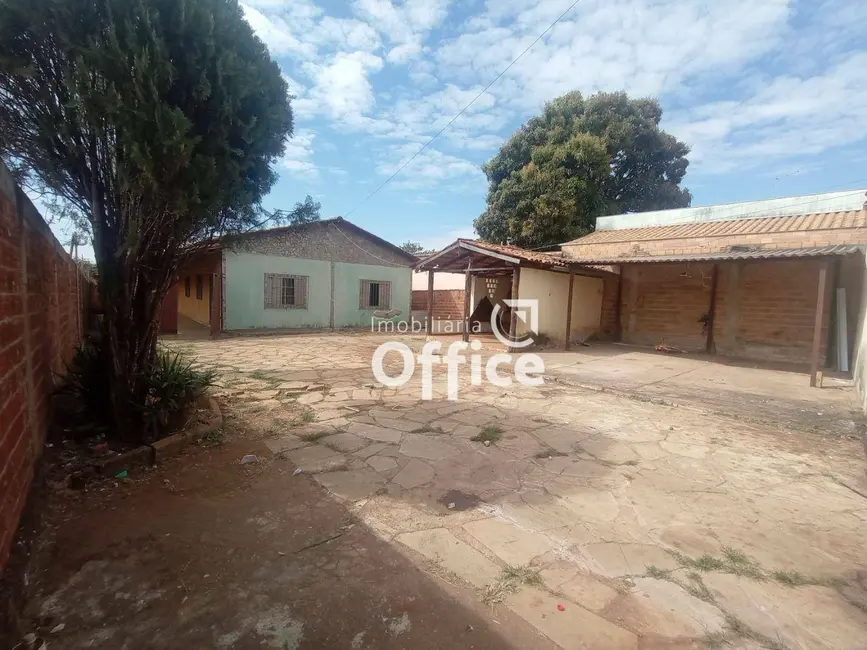 Foto 1 de Terreno / Lote à venda, 940m2 em Chácaras Americanas, Anapolis - GO