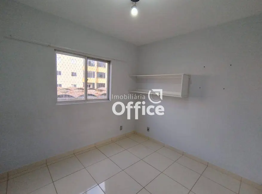 Foto 4 de Apartamento com 3 quartos à venda, 73m2 em Vila Santa Maria de Nazareth, Anapolis - GO