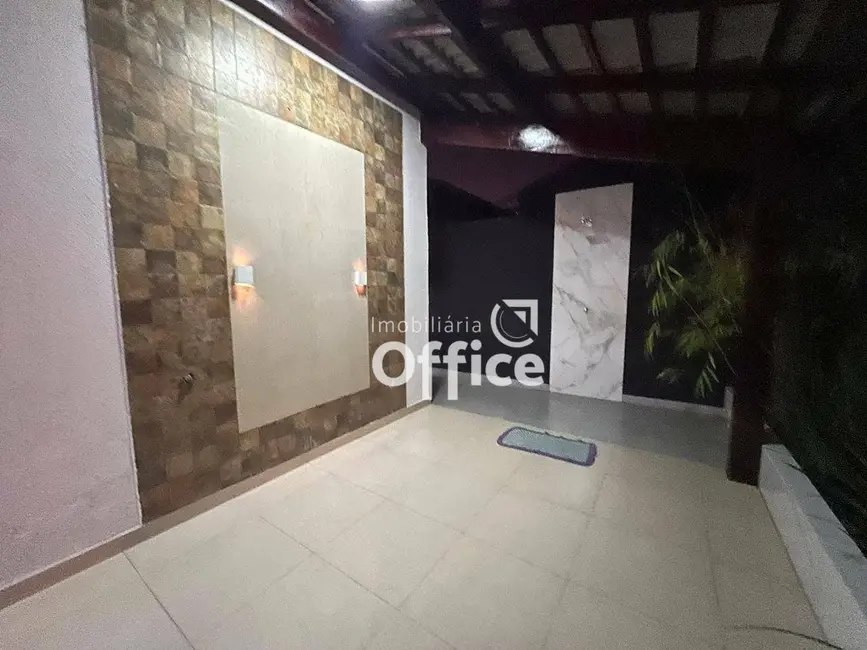 Foto 7 de Casa com 3 quartos à venda, 200m2 em Residencial Ayrton Senna, Anapolis - GO