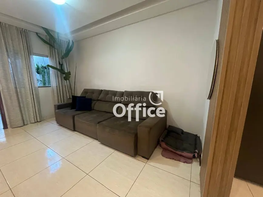 Foto 5 de Casa com 3 quartos à venda, 200m2 em Residencial Florença, Anapolis - GO