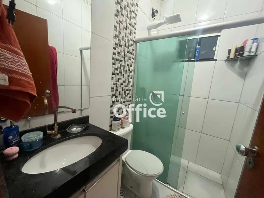 Foto 8 de Casa com 3 quartos à venda, 200m2 em Residencial Florença, Anapolis - GO