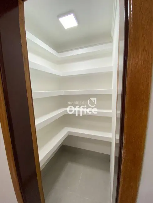 Foto 6 de Apartamento com 3 quartos à venda, 100m2 em Cidade Jardim, Anapolis - GO
