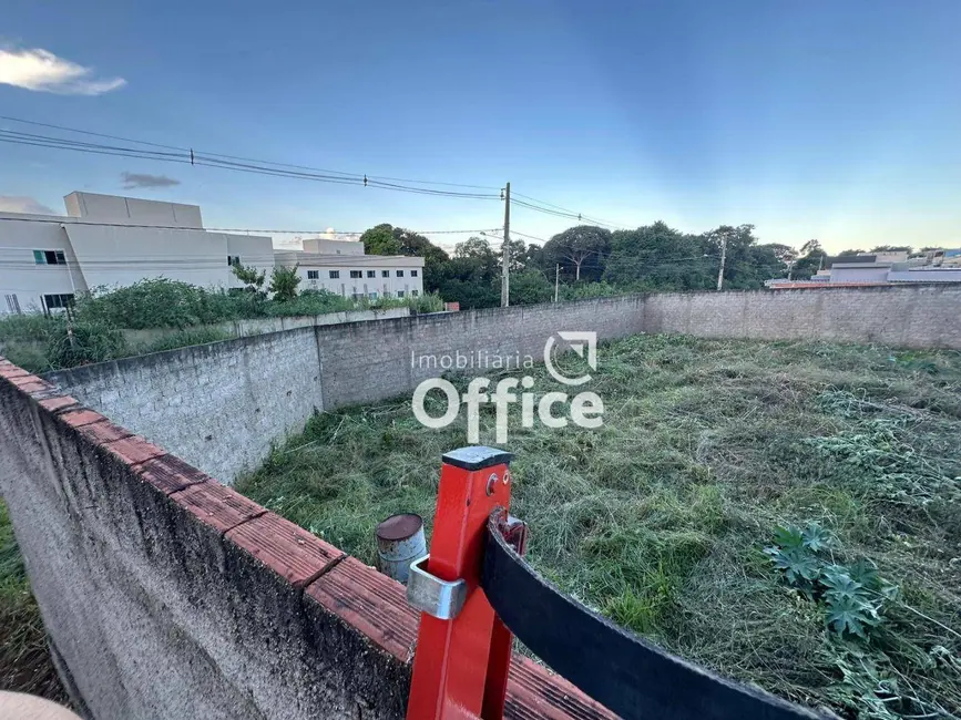 Foto 3 de Terreno / Lote à venda, 376m2 em Residencial Santa Cruz, Anapolis - GO