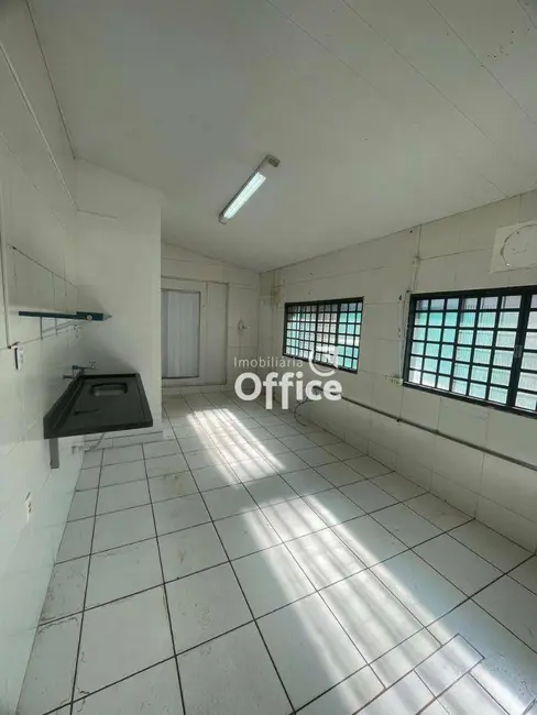 Foto 2 de Casa com 3 quartos à venda, 250m2 em Setor Santa Clara, Anapolis - GO