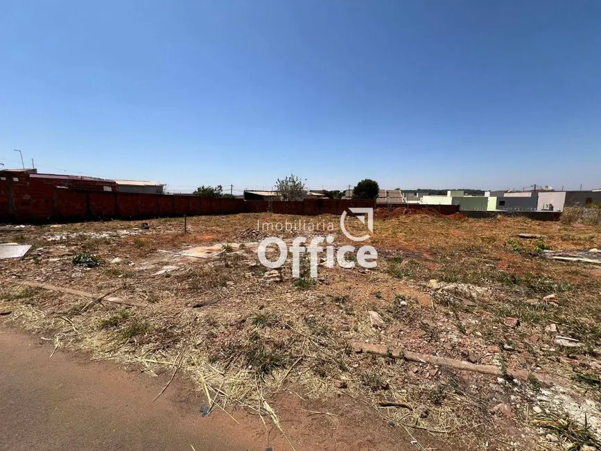 Foto 3 de Terreno / Lote à venda, 600m2 em Jardim Primavera 1ª Etapa, Anapolis - GO