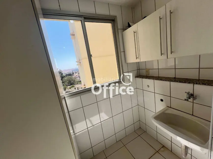 Foto 6 de Apartamento com 3 quartos para alugar, 86m2 em Jardim das Américas 2ª Etapa, Anapolis - GO