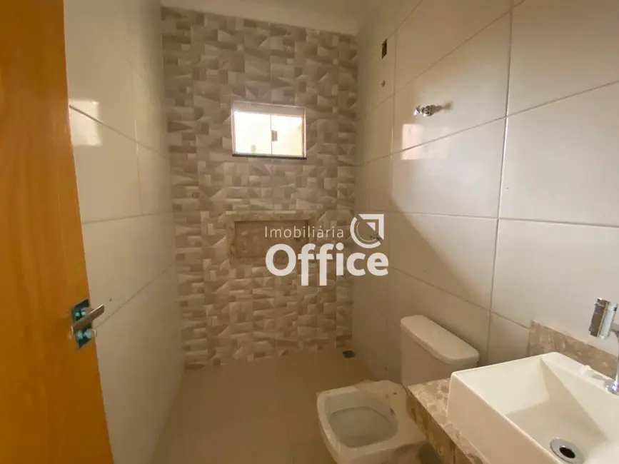 Foto 6 de Casa com 3 quartos à venda, 150m2 em Residencial Flor do Cerrado, Anapolis - GO