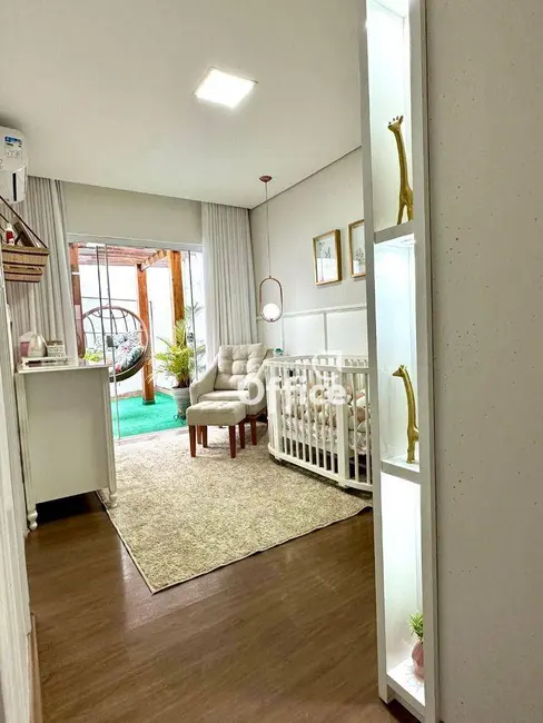 Casa com 3 quartos à venda, 250m2 em Vila Miguel Jorge, Anapolis - GO - imagem 6 Foto 6 de Casa com 3 quartos à venda, 250m2 em Vila Miguel Jorge, Anapolis - GO