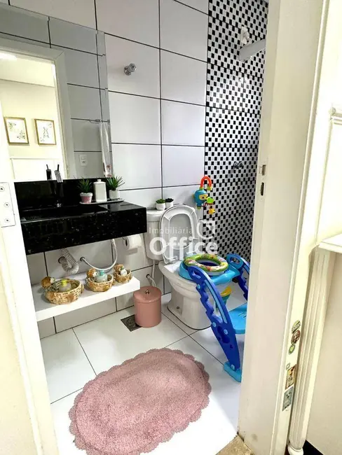 Casa com 3 quartos à venda, 250m2 em Vila Miguel Jorge, Anapolis - GO - imagem 8 Foto 8 de Casa com 3 quartos à venda, 250m2 em Vila Miguel Jorge, Anapolis - GO