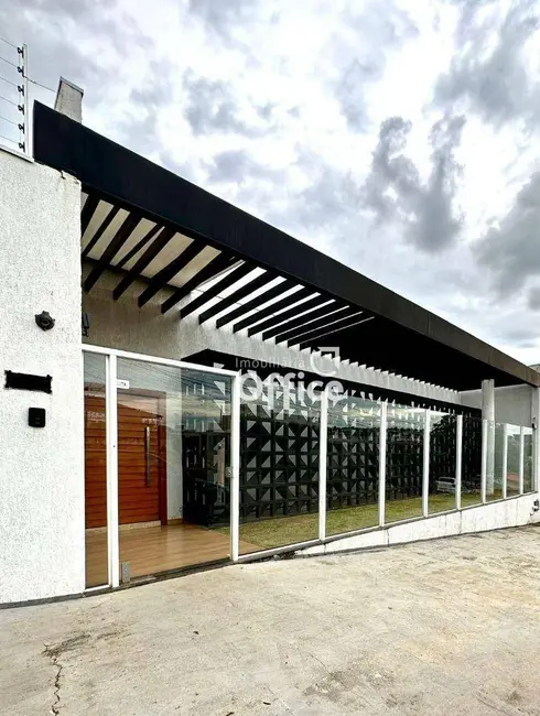 Foto 1 de Casa com 3 quartos à venda, 250m2 em Vila Miguel Jorge, Anapolis - GO