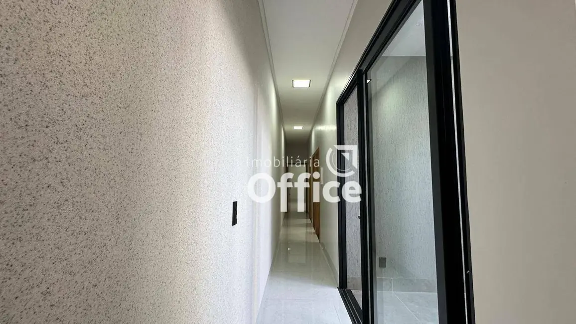 Foto 4 de Casa com 3 quartos à venda, 180m2 em Setor Sul Jamil Miguel, Anapolis - GO